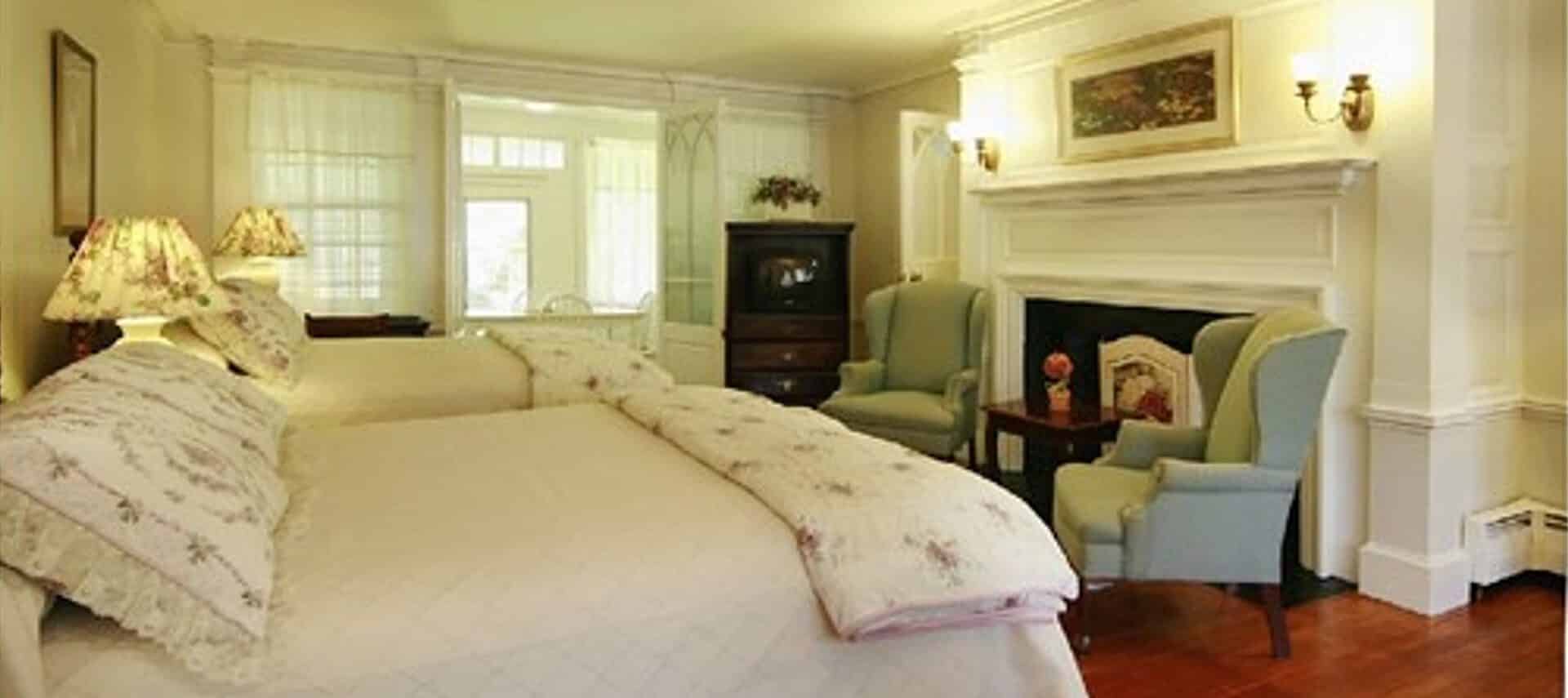 Parlor Room at ShoreWay Acres Inn & Cape Cod Lodging in Falmouth Mass