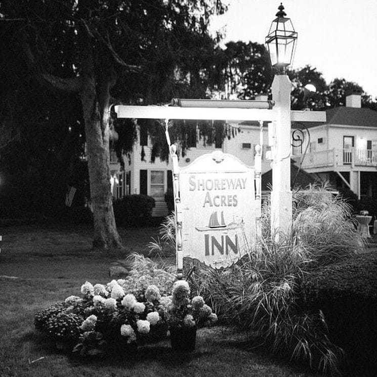 Black and white photograph of the Shoreway Acres Inn sign